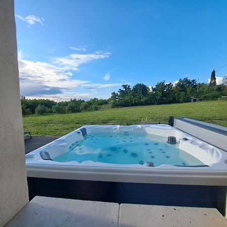 Gite De Charme Spa Privatif L'Oustau Di Tonin Malaucene Luaran gambar