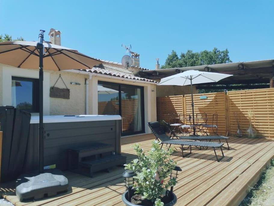 Gite De Charme Spa Privatif L'Oustau Di Tonin Malaucene Luaran gambar